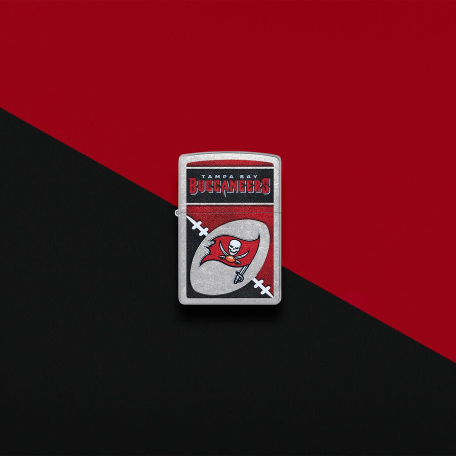 diseño de logotipo cromado de los tampa bay buccaneers de la nfl