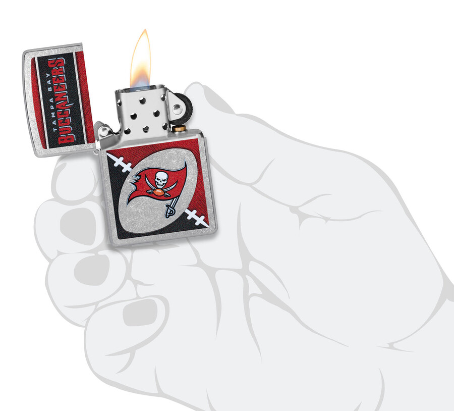 diseño de logotipo cromado de los tampa bay buccaneers de la nfl