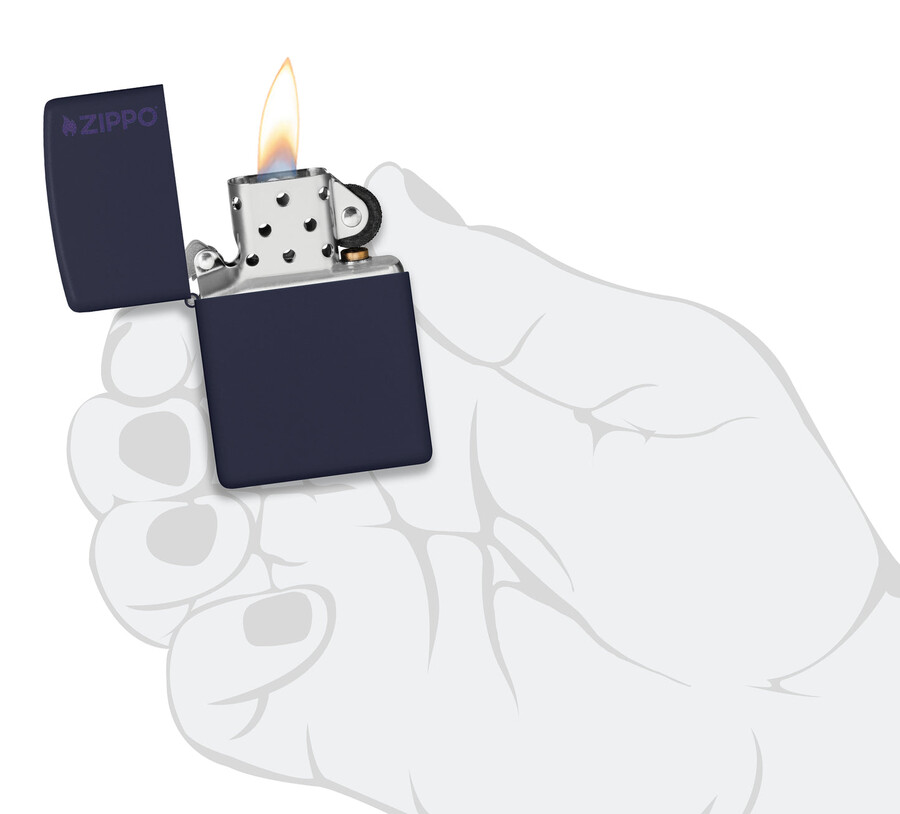 zippo clásico azul marino mate con logotipo