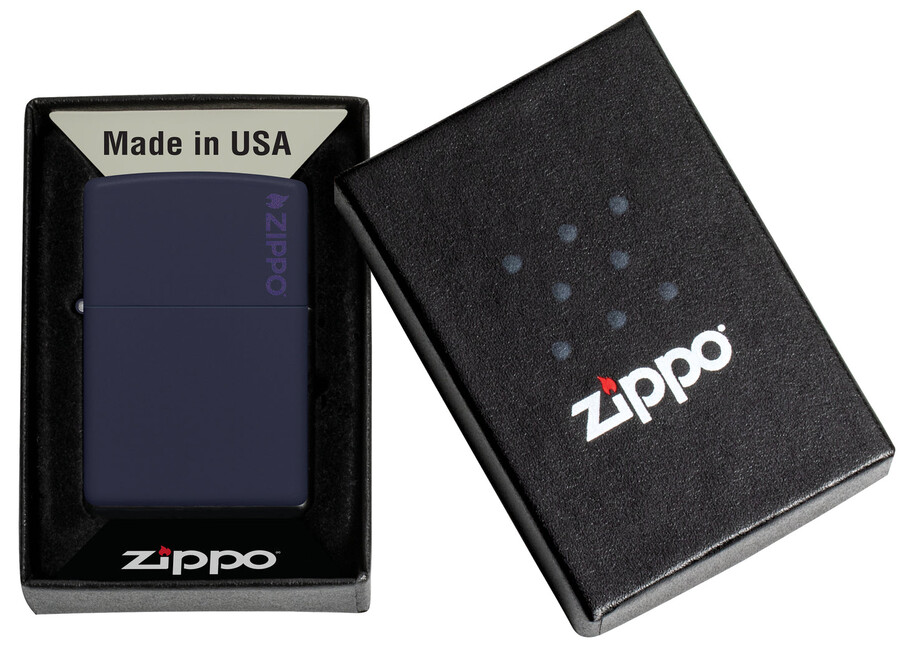 zippo clásico azul marino mate con logotipo