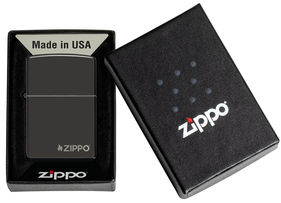 zippo clásico con logotipo negro de alto brillo