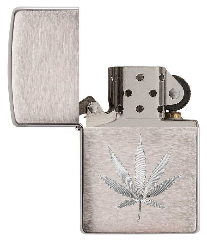 diseño de hoja de marihuana cromada