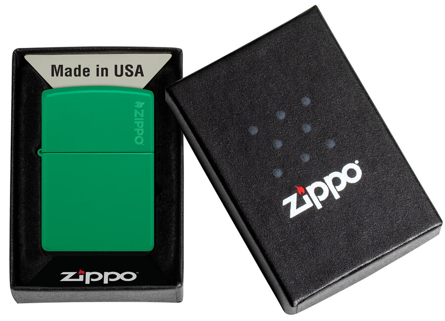 zippo clásico verde hierba mate con el logotipo