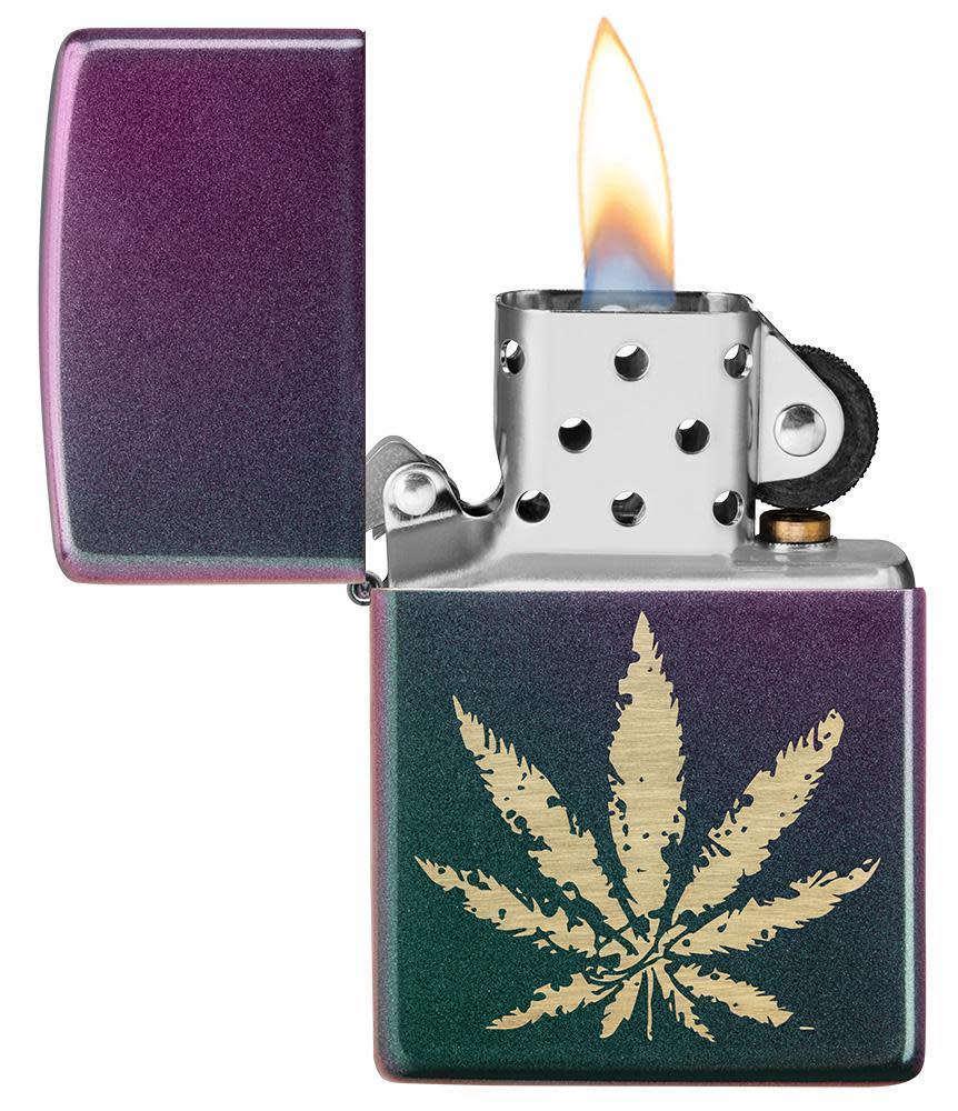 hoja de marihuana iridiscente