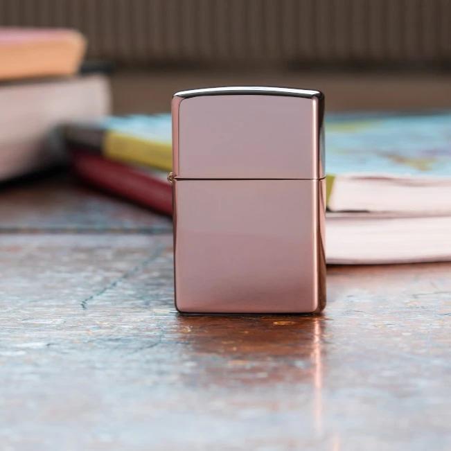 oro rosa clásico de alto brillo