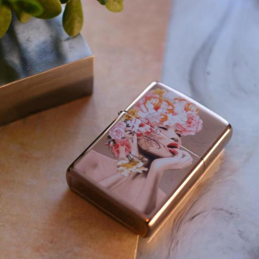 diseño floral de mujer